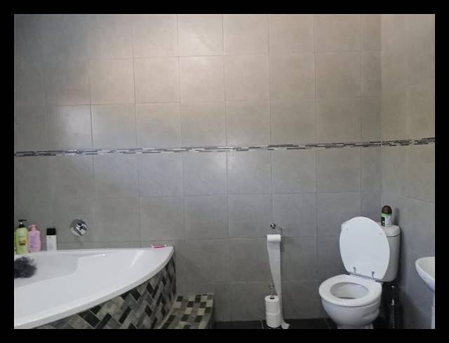 2 BEDROOM HOUSE FOR SALE IN ARBORETUM